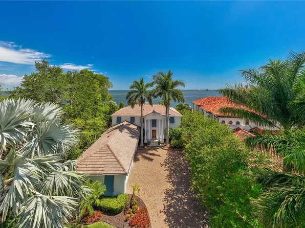 1667 Brightwaters Blvd NE, Saint Petersburg, FL 33704