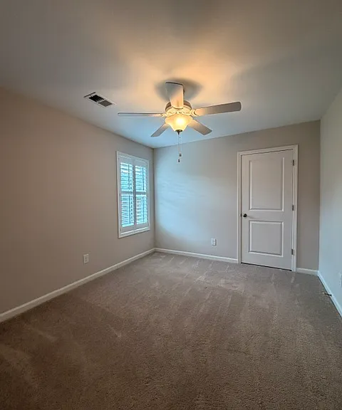 660 Constitution Dr — Photo 20