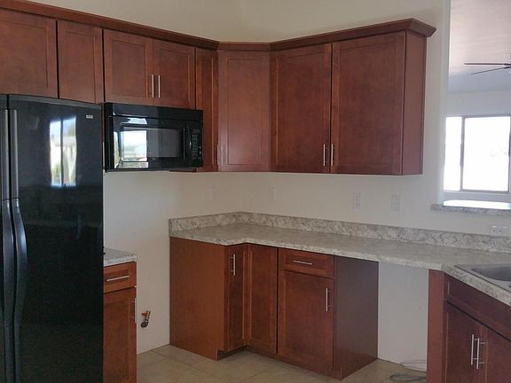 5th image of 2602 W Solano Cir