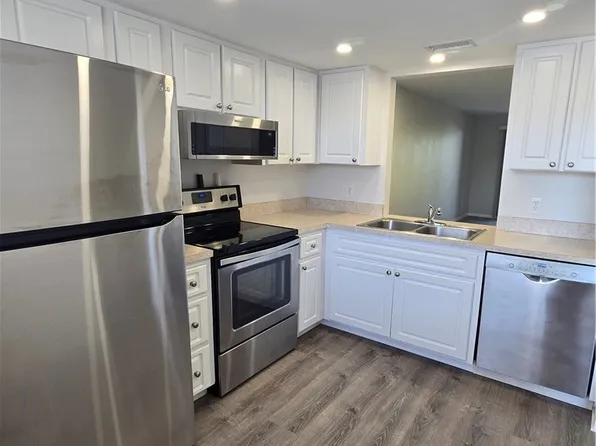 1519 Cape Coral Pkwy W APT 8, Cape Coral, FL 33914