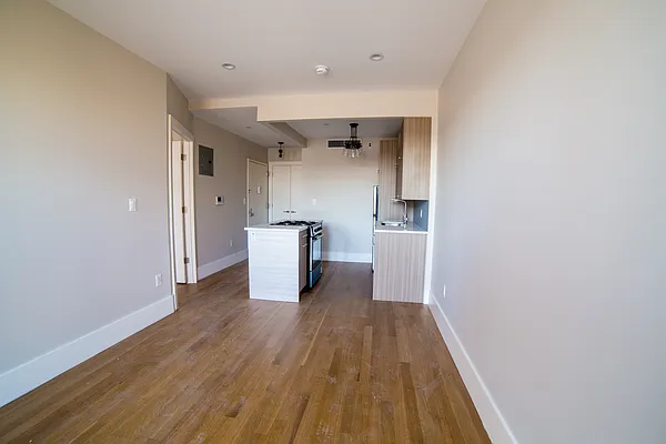 Rented by Lang Realty LLC | media 22