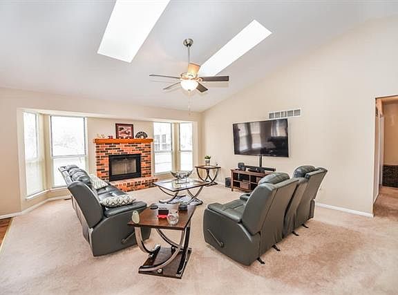 2nd image of 4118 Bugle Bend Dr