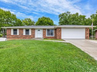 14 Appletree Ct, Saint Peters, MO 63376