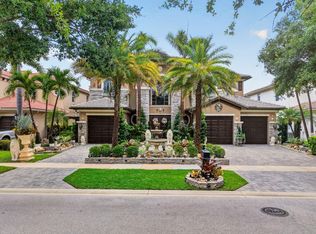 611 Edgebrook Ln, West Palm Beach, FL 33411