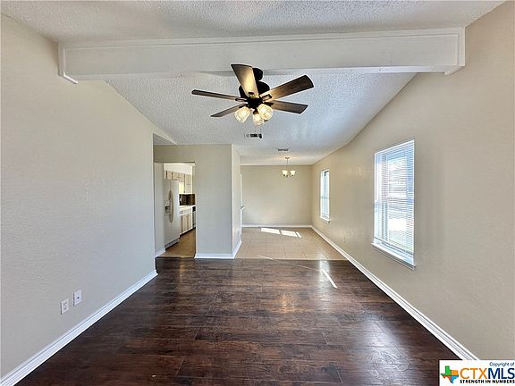 5th image of 2521 Hidden Valley Dr
