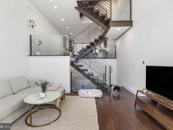 1348 S 19th St, Philadelphia, PA 19146