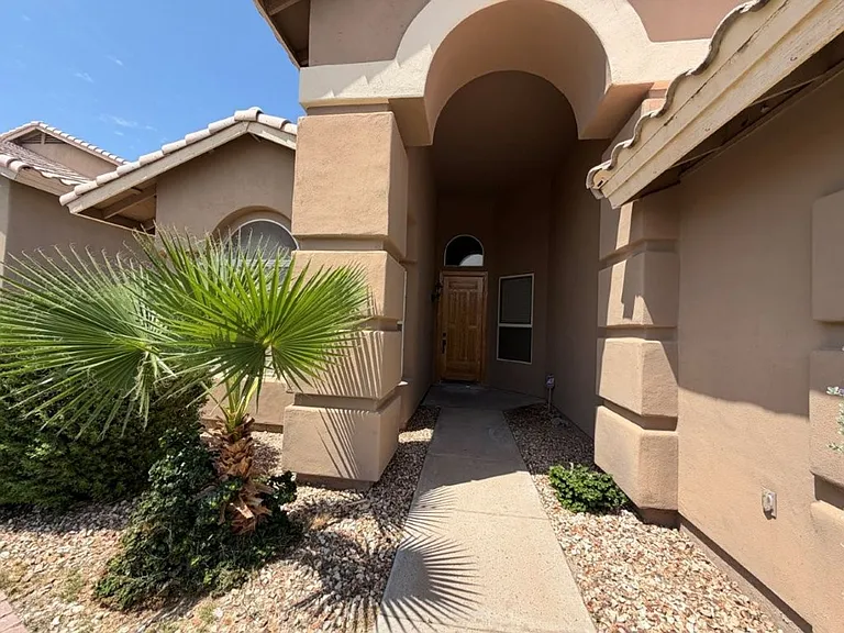3130 E Brookwood Ct — Photo 2