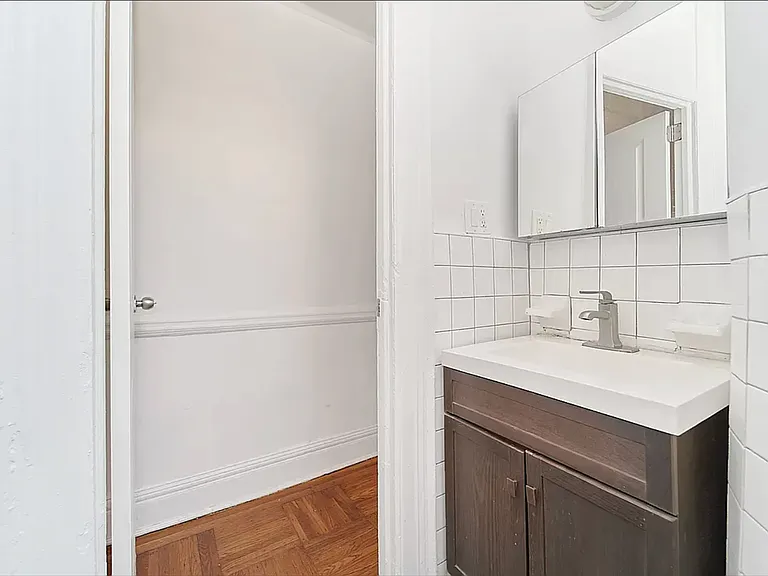 429 Sterling Pl #3L — Photo 10