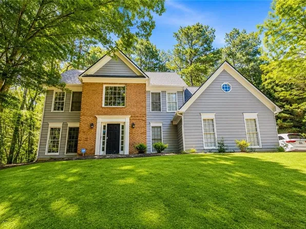 1180 Roseberry Ct, Grayson, GA 30017