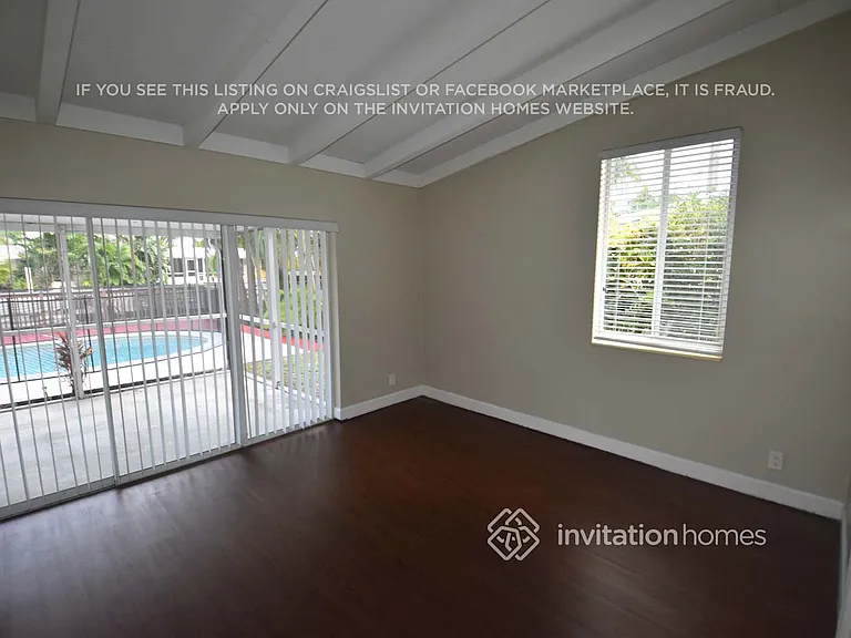 2548 Gulfstream Ln — Photo 12