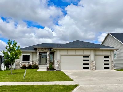 17595 Aurora Dr, Clive, IA, 50325