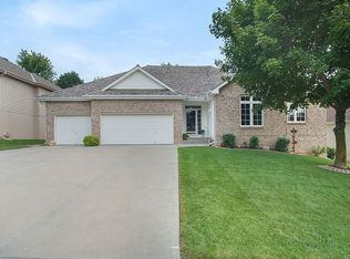 6305 S 174th St, Omaha, NE 68135