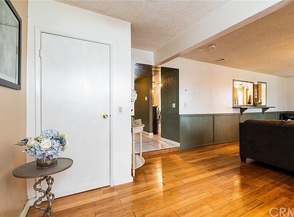 4th image of 5889 Los Encinos St