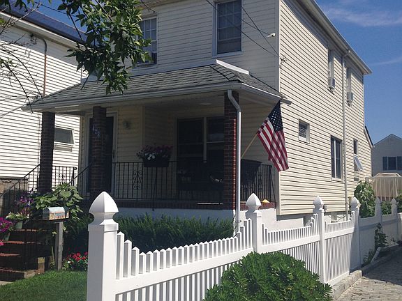 2nd image of 428 Beach 127 St