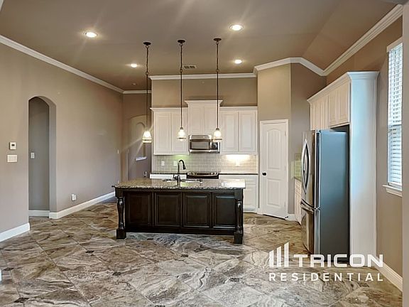 5th image of 1595 Mannheim Dr