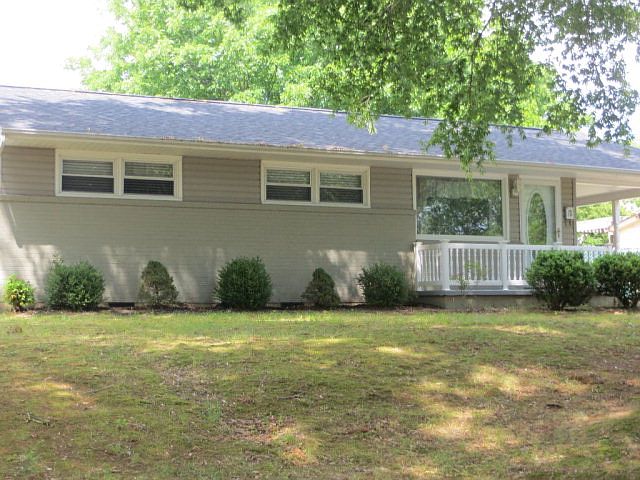1st image of 230 Bel Aire Dr