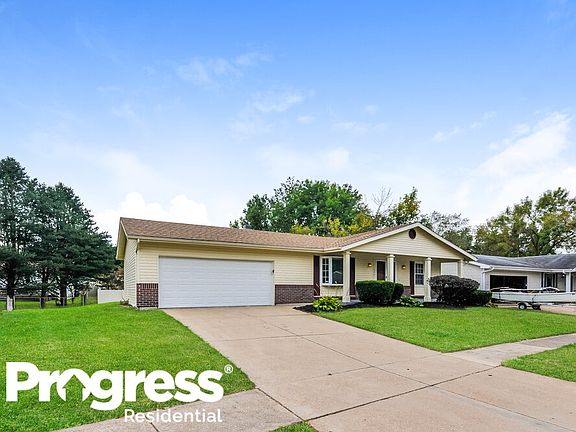 3rd image of 644 Bugle Hill Dr