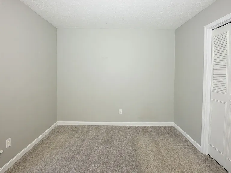 226 Carey Ln — Photo 20