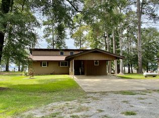 1415 Lakeshore Rd, Converse, LA 71419