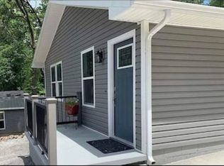 135 Livingston Rd, Gilbertsville, KY 42044