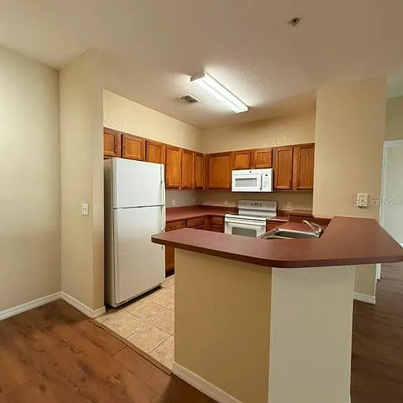 8103 Lillies Way #107 — Photo 4