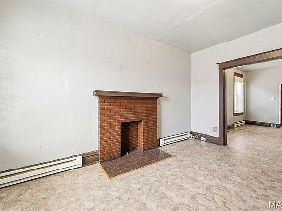 4th image of 4200 College Ave