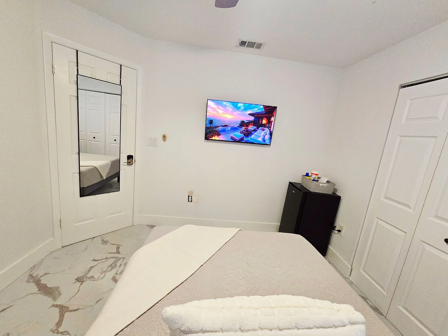 4 bed, 2.0 bath, 1402 sqft, $1,473 — Photo 3