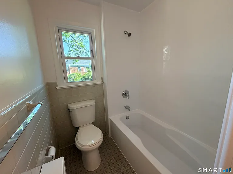 20 North St #11-2 — Photo 19