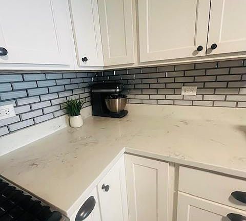 3rd image of 3303 Grove Ave Unit 306