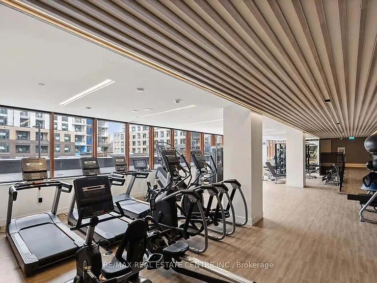 7950 Bathurst St #416 — Photo 41