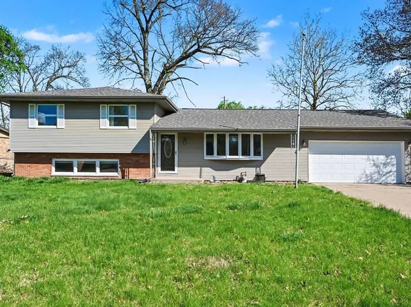 19195 Haviland Dr, South Bend, IN 46637