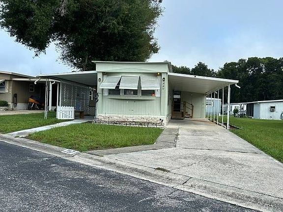 2nd image of 717 Fountainview N