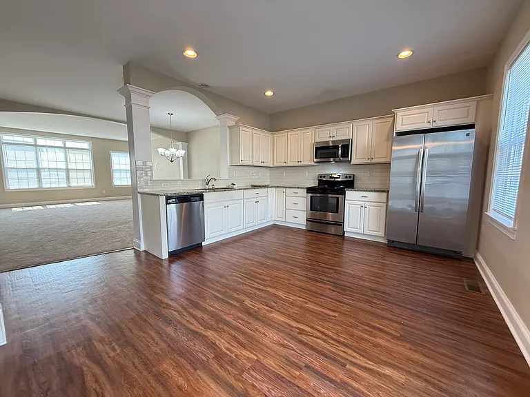 307 S Parkway Dr — Photo 7
