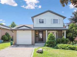 95 Covington Cres, Kitchener, ON N2N2X1
