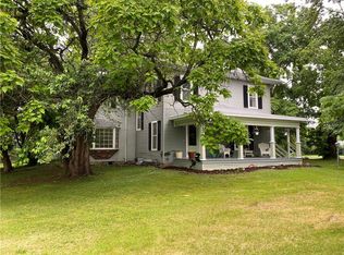 2321 Harrison Ave, Charleston, IL 61920
