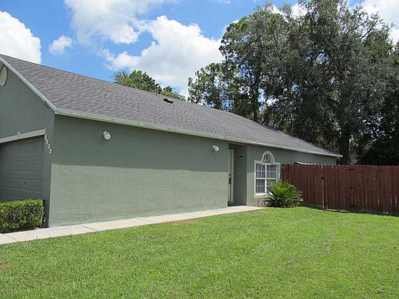 2nd image of 8493 English Oak Dr