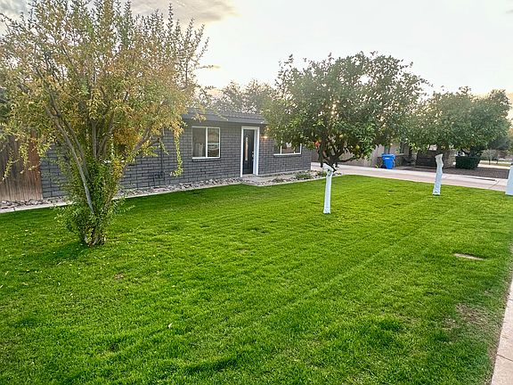 2nd image of 1237 E Diana Ave