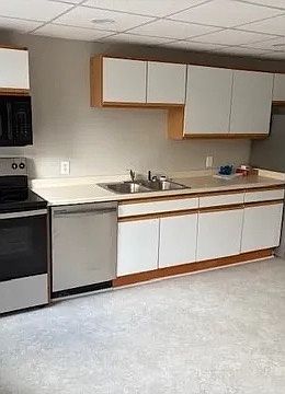 1st image of 2231 W 3rd St APT 2