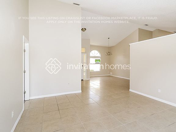 4th image of 347 Aleatha Dr