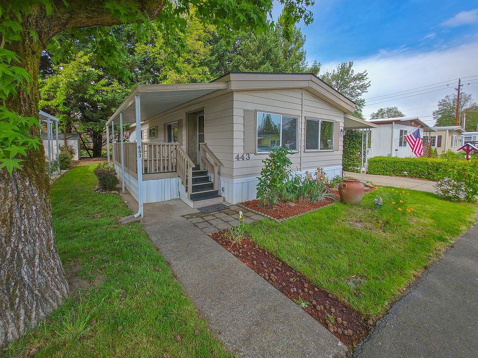 1st image of 443 Ashwood Dr