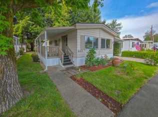 443 Ashwood Dr, Grants Pass, OR 97526