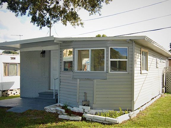 2nd image of 2463 Gulf To Bay Blvd #222