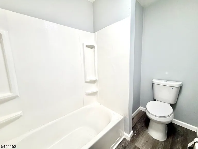 249 Mercer St — Photo 9