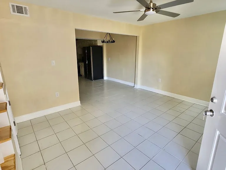 3209 Idaho Ave — Photo 5