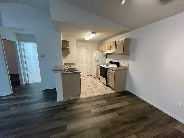 8813 Latrec Ave #301 — Photo 12