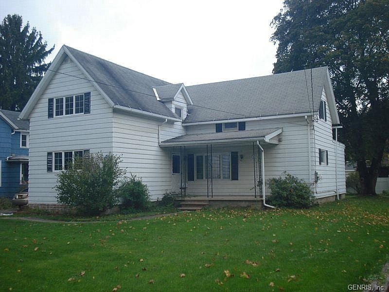 1st image of 42 Stevens St