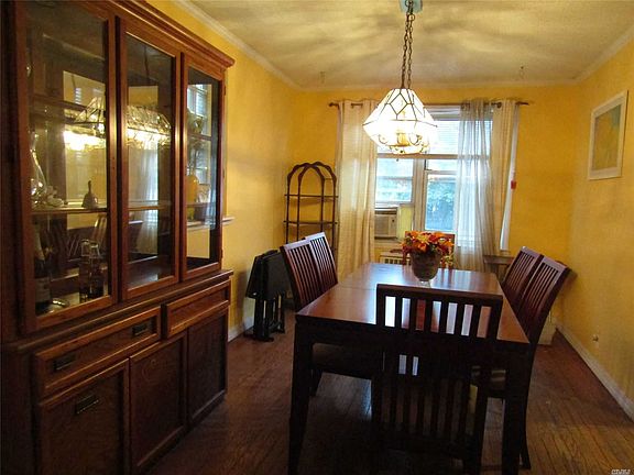 3rd image of 8964 220th St
