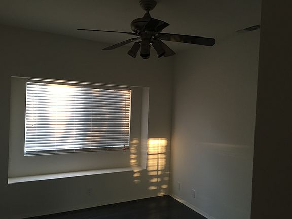 4th image of 8990 Oakmount Blvd
