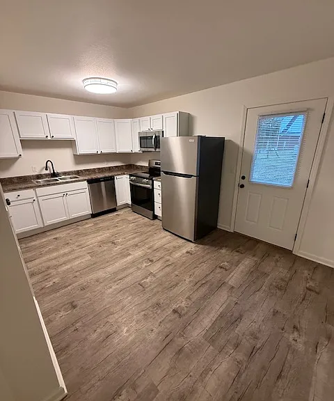 220 Morningside Dr #A — Photo 4