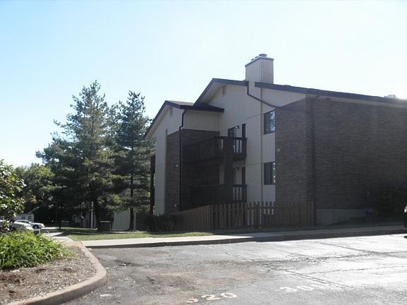 4th image of 1520 Summer Run Dr Unit 201